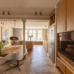 Elegant Scandinavian For 8 Guests アパート