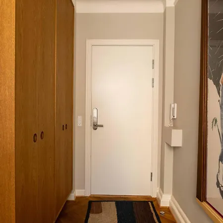 Elegant Scandinavian For 8 Guests コペンハーゲン