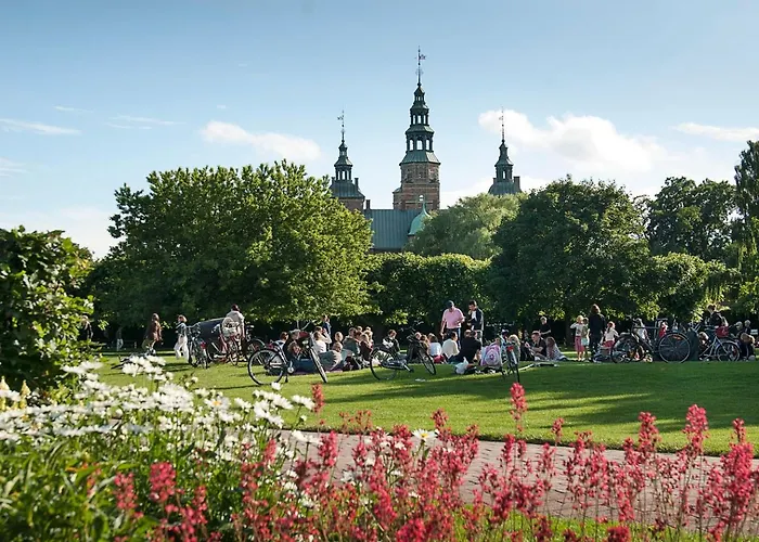 Elegant Scandinavian For 8 Guests 코펜하겐