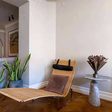 Apartmán Elegant Scandinavian For 8 Guests *