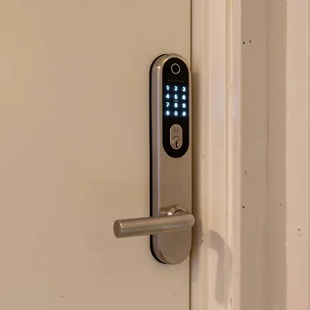 Elegant Scandinavian For 8 Guests * Kodaň
